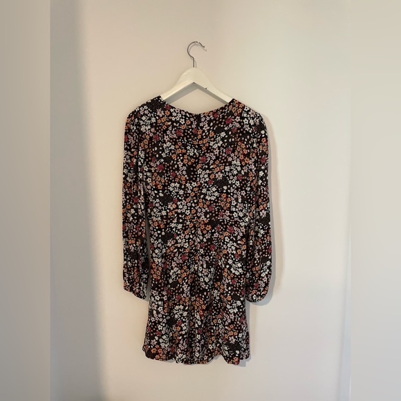 Mink Pink Floral Dress - Picture 5 of 6